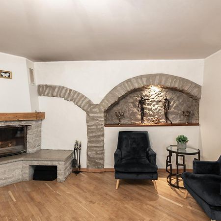 Airhome - Old Dominican Monastery Tallinn Extérieur photo