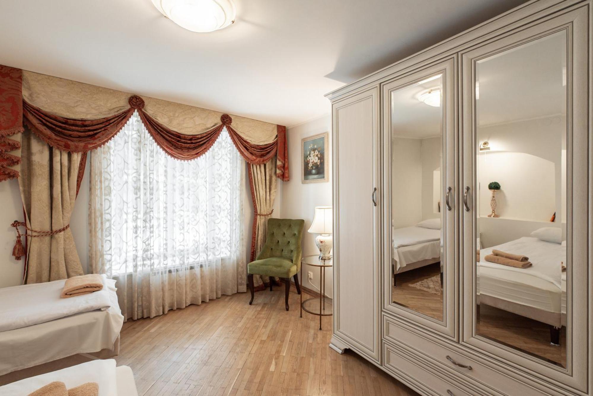 Airhome - Old Dominican Monastery Tallinn Extérieur photo