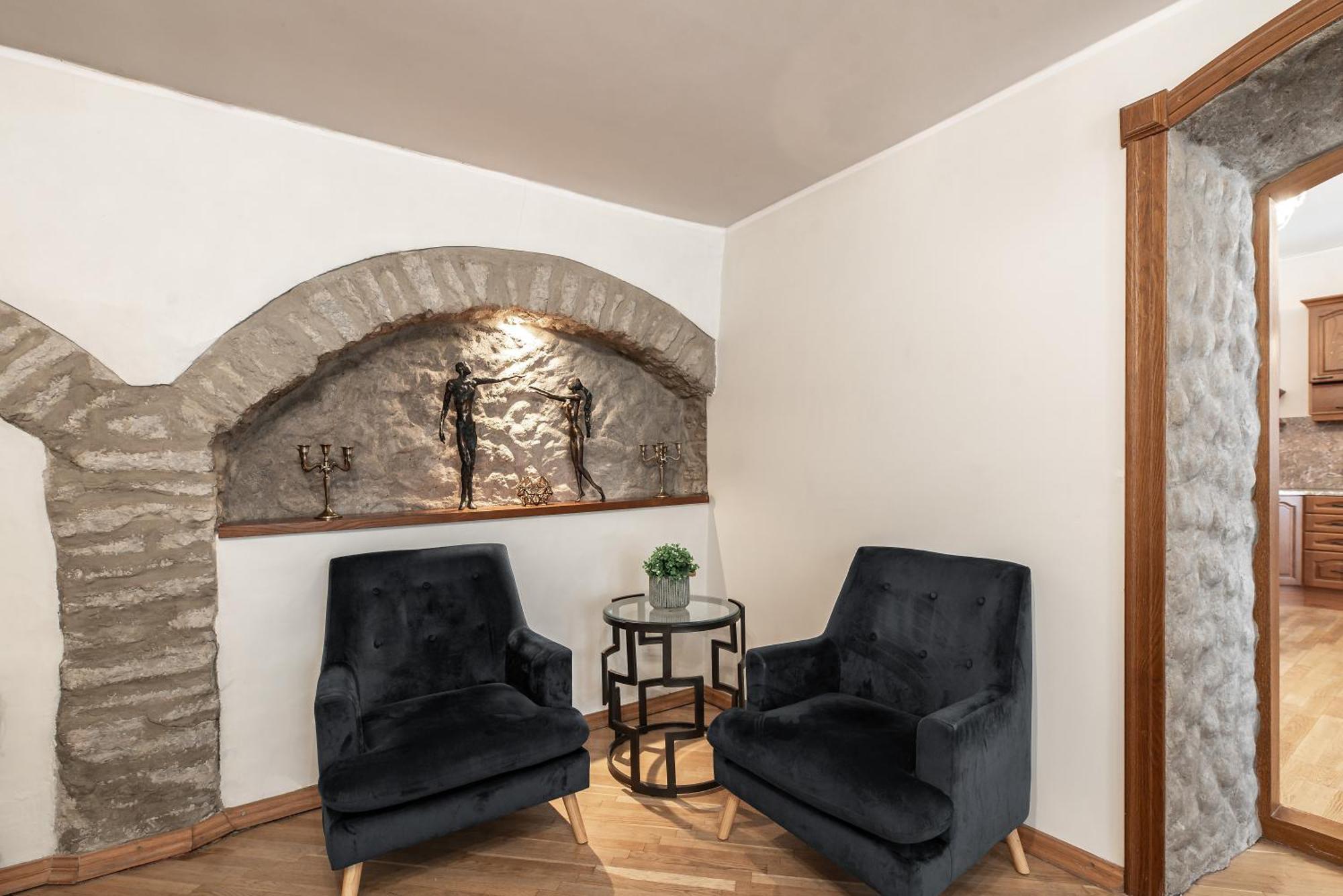 Airhome - Old Dominican Monastery Tallinn Extérieur photo