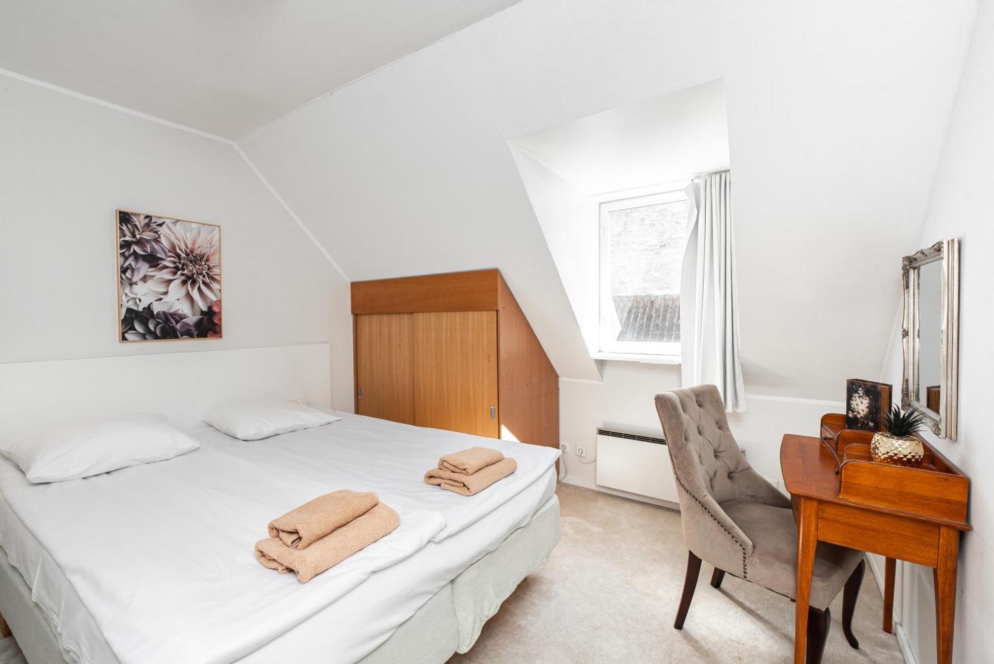 Airhome - Old Dominican Monastery Tallinn Extérieur photo